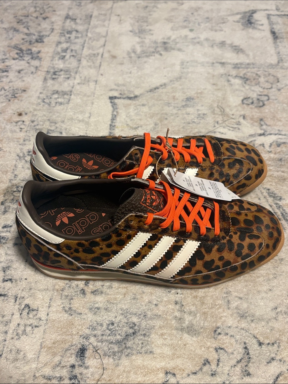 adidas Leopard Print Sneakers with White Stripes and Orange Laces NWT 9 - Picture 1 of 5